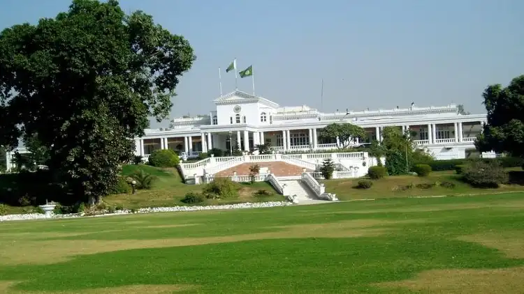 Hotels near Governor's House