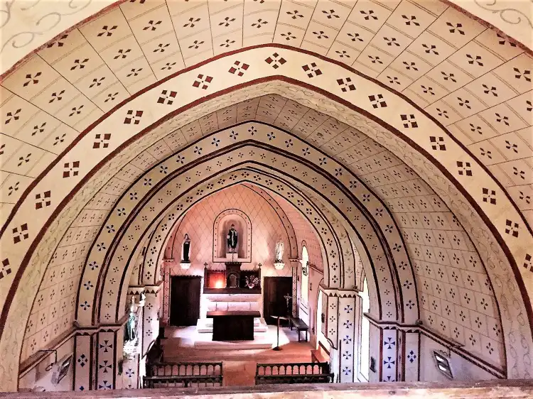 Hotels in Valdivienne