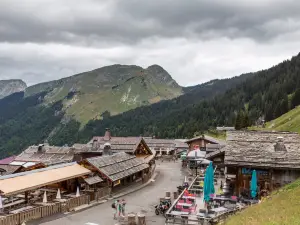Les Lindarets Village des Chevres