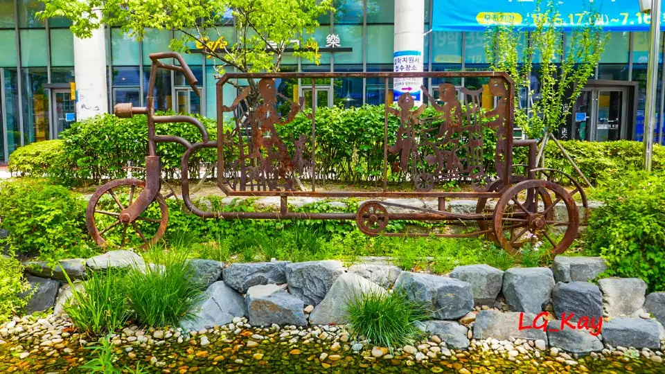 3_สวนสาธารณะมารอนนิเย