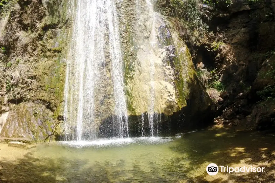 Waterfall of Milona