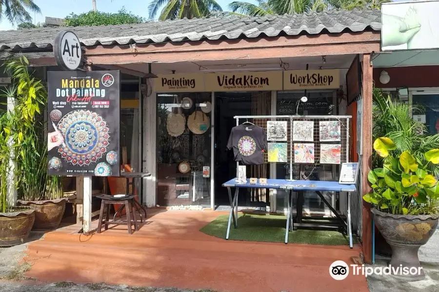 VidaKiom Art Gallery & Mandala Work shop