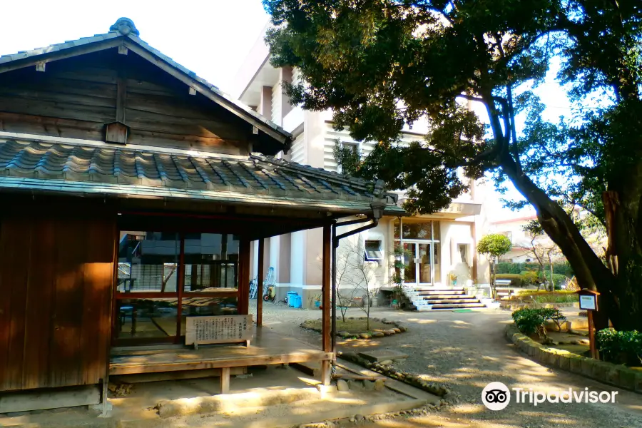 Tokutomi Memorial Garden