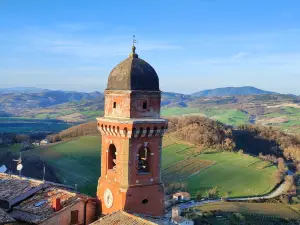 Castello Della Porta di Frontone