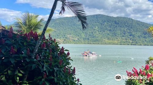 Ilha do Araujo Beach