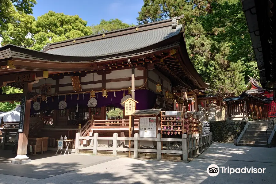 Hiraoka Jinja