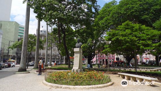 Costa Pereira Square