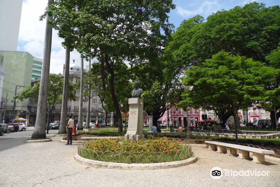 Costa Pereira Square