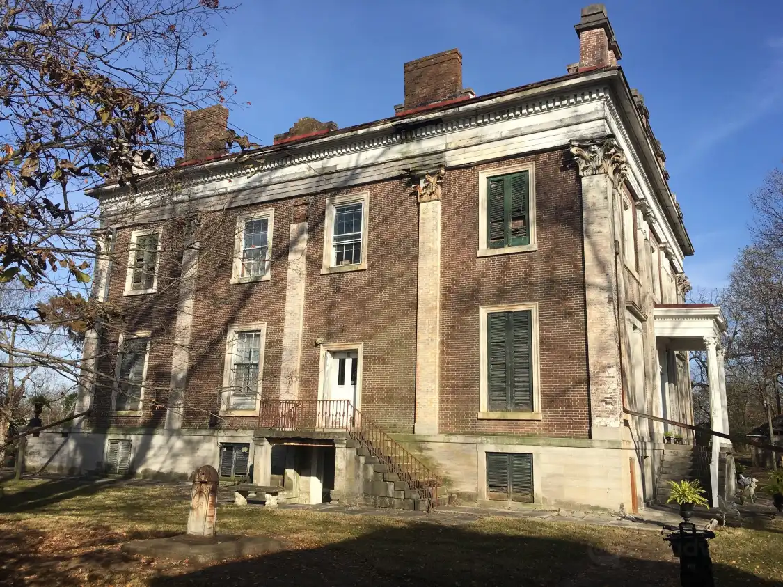 Hotels near Ward Hall