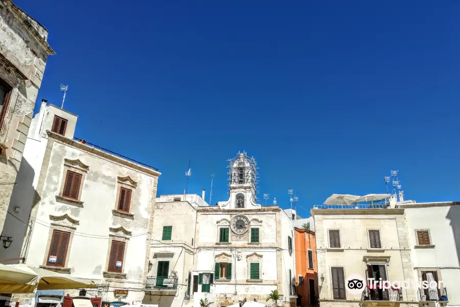 Piazza Dell'orologio