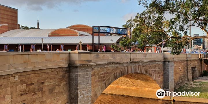 Riverside Theatres