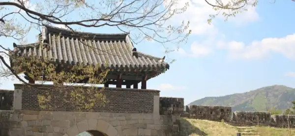 Hotels near Songlimsa Temple