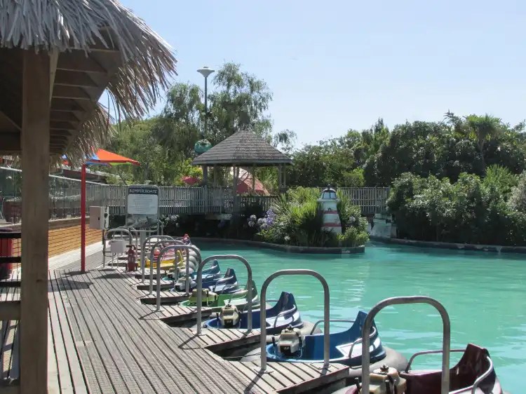 Hotels near Valentines Manukau