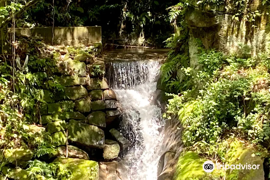 Sekiyoshi Sluice Gate of Yoshino Leat