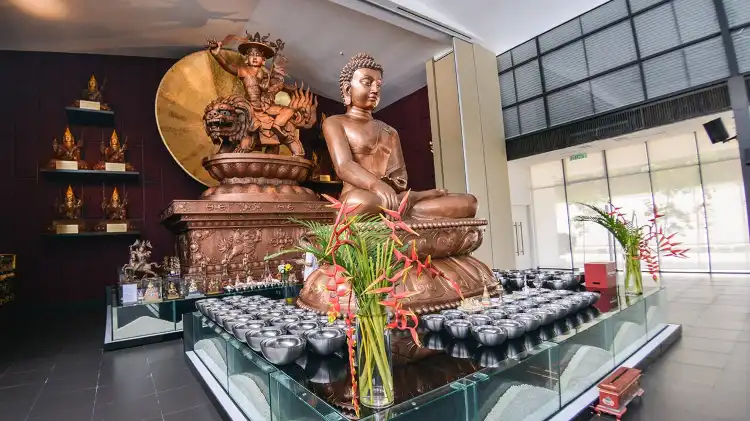 Hotels near Kechara Forest Retreat