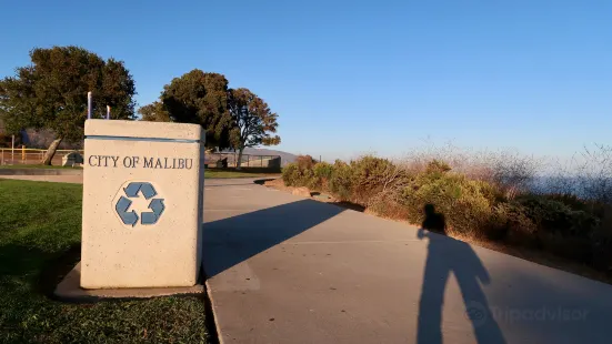 Malibu Bluffs Park