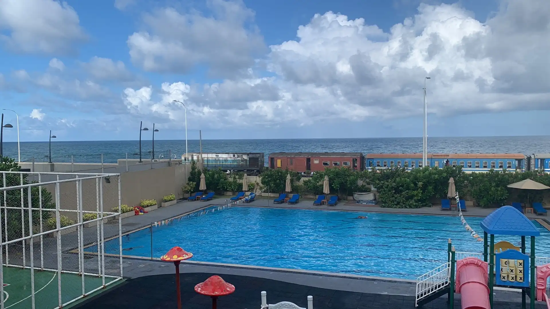 Hotels near Colombo Swimming Club