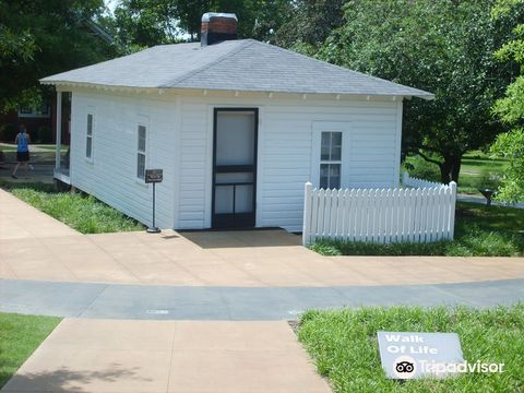 Elvis Presley Birthplace