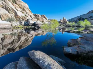 Barker Dam Nature Trail