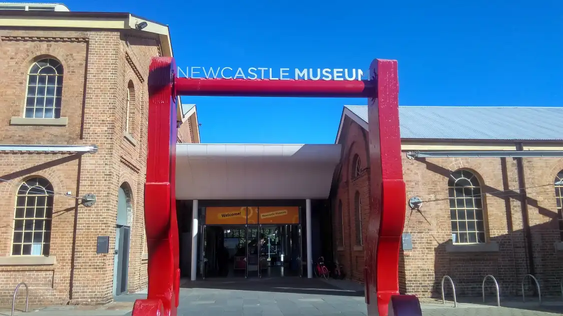 Hotels near Newcastle Museum
