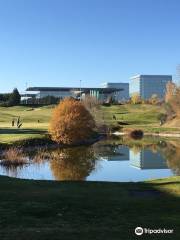 Golf Park - Campo de golf en Madrid - Club para jugar al golf y pádel en La Moraleja