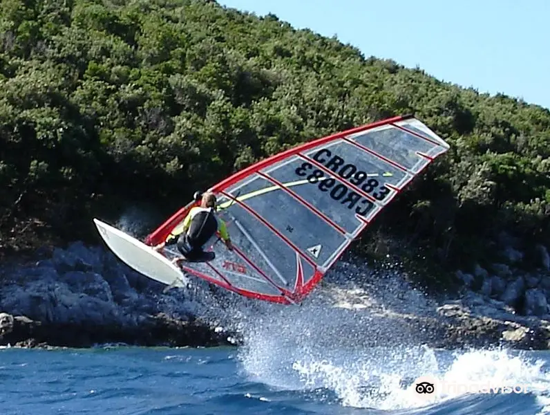 Oreb Club Sailing & Windsurfing School Center