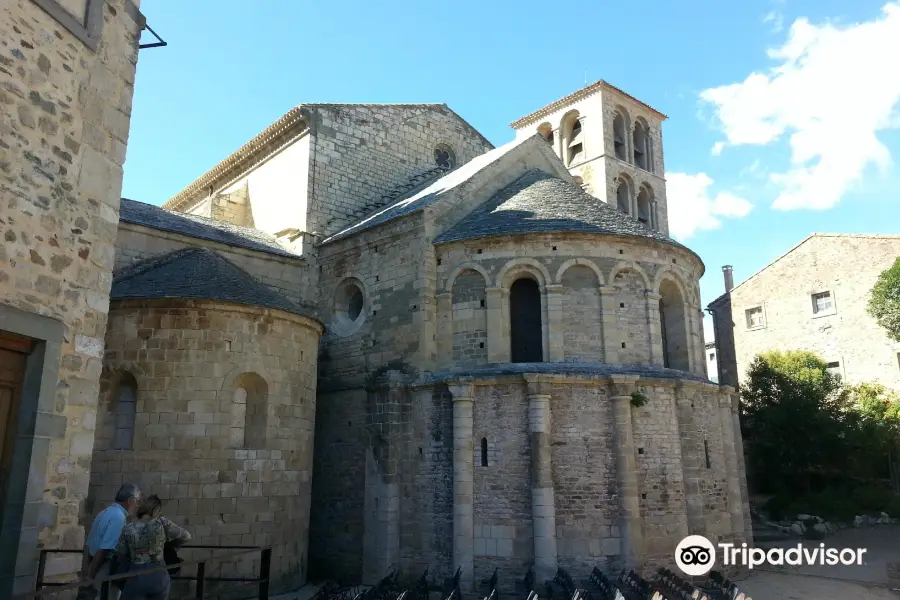 Abbaye de Caunes Minervois