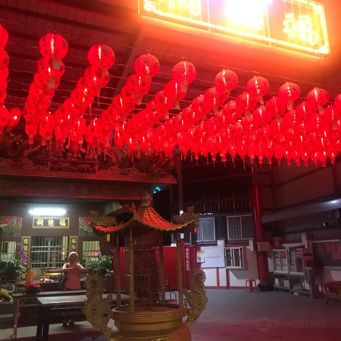 Tian Xin Li Fu De Ci 주변 호텔