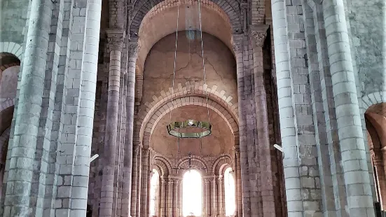Eglise Notre Dame – Ancienne collegiale Saint-Outrille