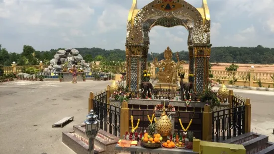 Masai （Thai） Sam Poh Temple