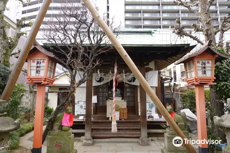 Oiwa Inari Tamiya Shrine