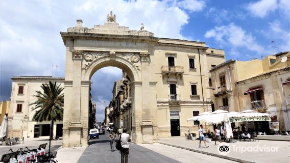 Porta Reale o Ferdinandea