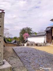 Todai-ji Urasando (Back Approach Road)