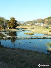 Isukushima Shissei Park