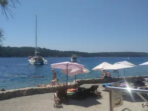 Komrcar Park