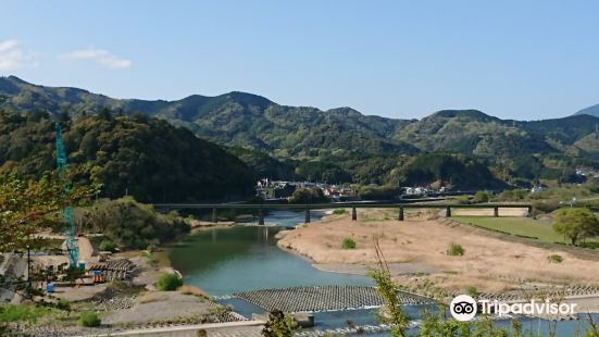 城山公園 本丸広場