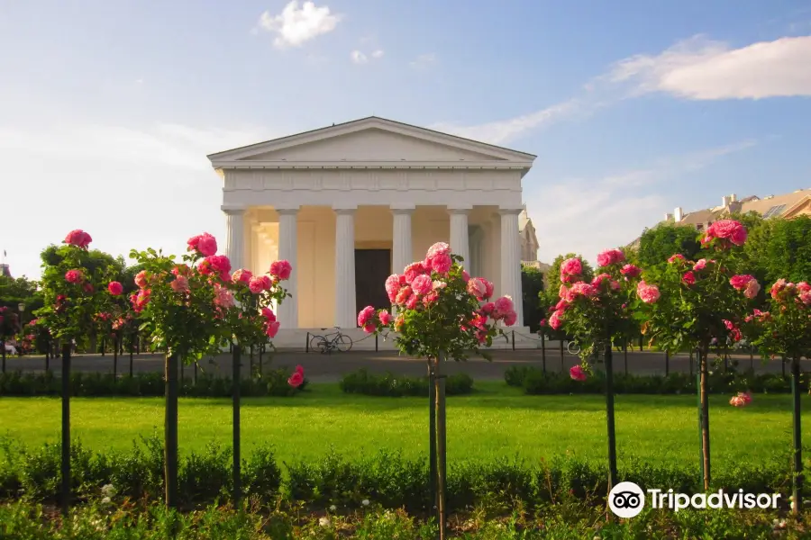 Theseus Temple