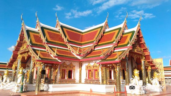 Wat Phra That Choeng Chum Worawihan