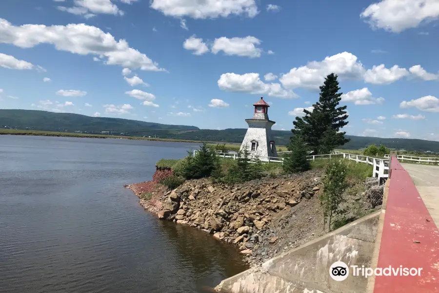 Anderson Hollow Lighthouse