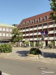 Hans Sachs Platz and Hans Sachs Denkmal