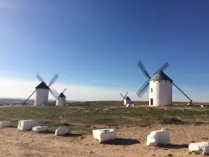 Molinos de Viento Manchegos de Mota del Cuervo