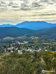 Huggins Lookout Walk