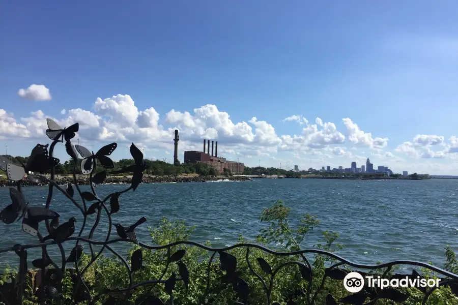 Cleveland Lakefront Nature Preserve