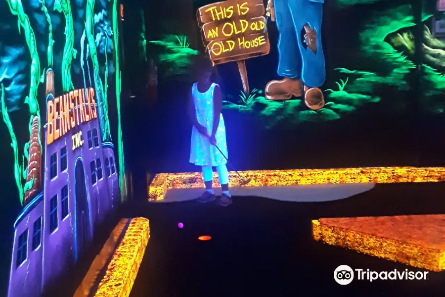 Monster Mini Golf