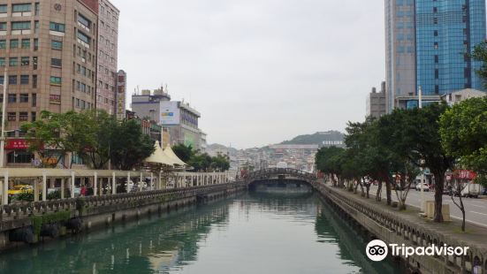 Keelung 12 Zodiac Bridge