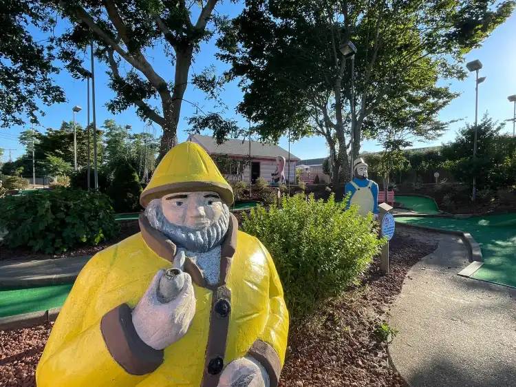 Hotels near Putters Paradise Mini Golf & Ice Cream