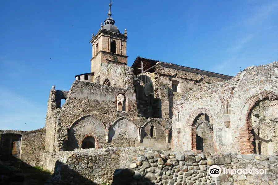 монастырь Карраседо