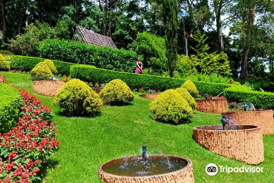 Jardim dos Pinhais Ecco Parque