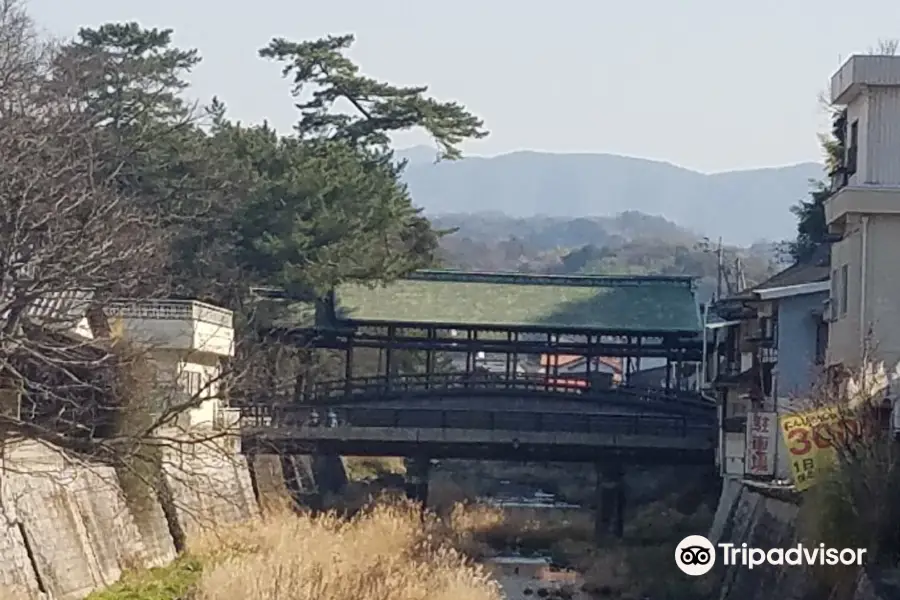 鞘橋