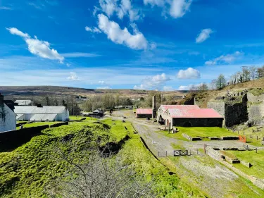 Llanfoist Fawr